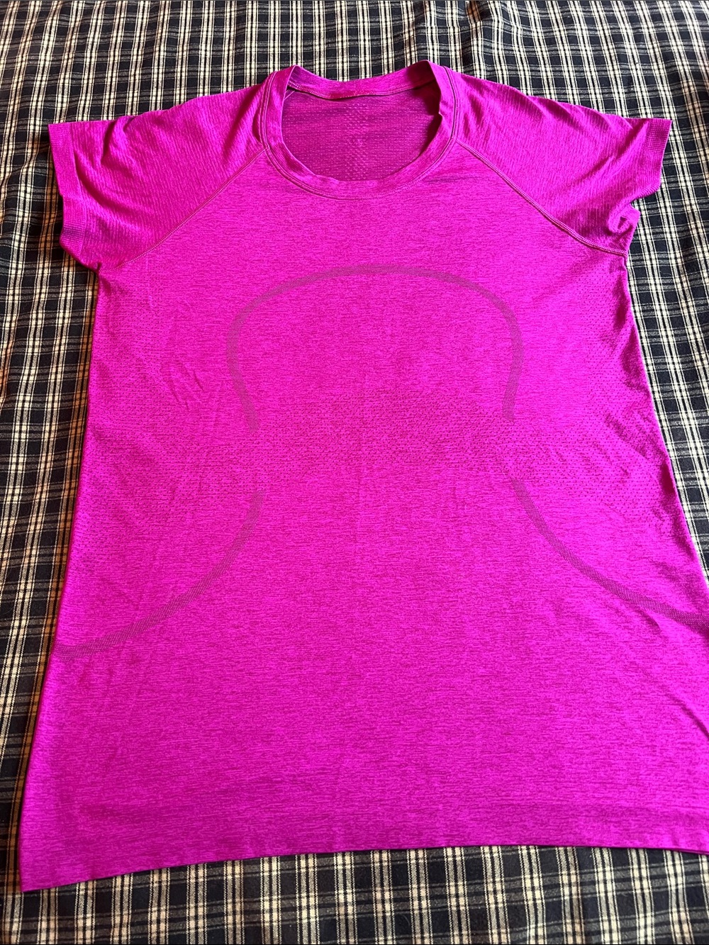 lululemon athletica Short-Sleeve Crew Tee in Bright Fuchsia